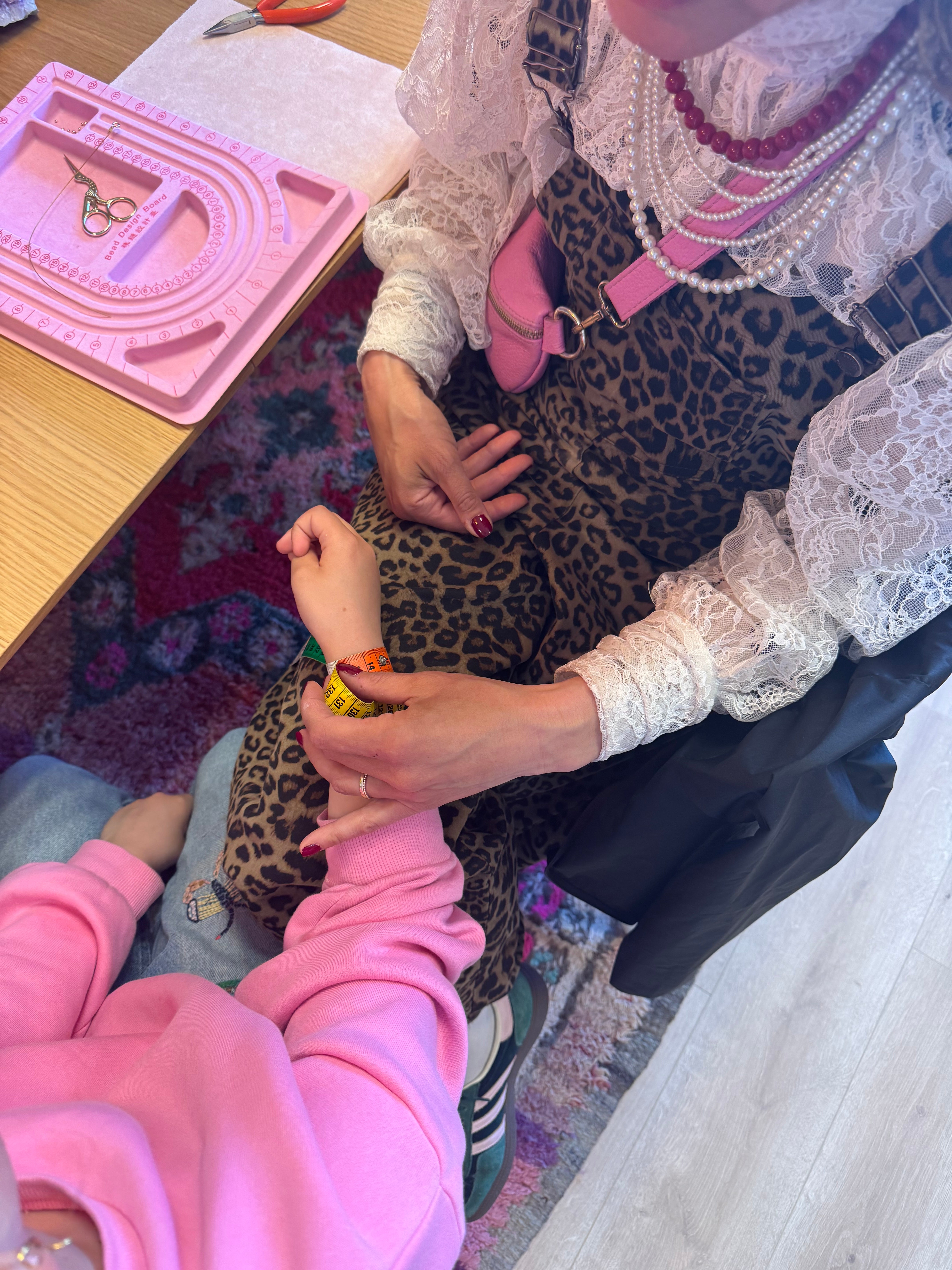 Moeder & Kind Workshop - Sieradendoosje Keramieken & Edelsteen Armband maken | 3 juni